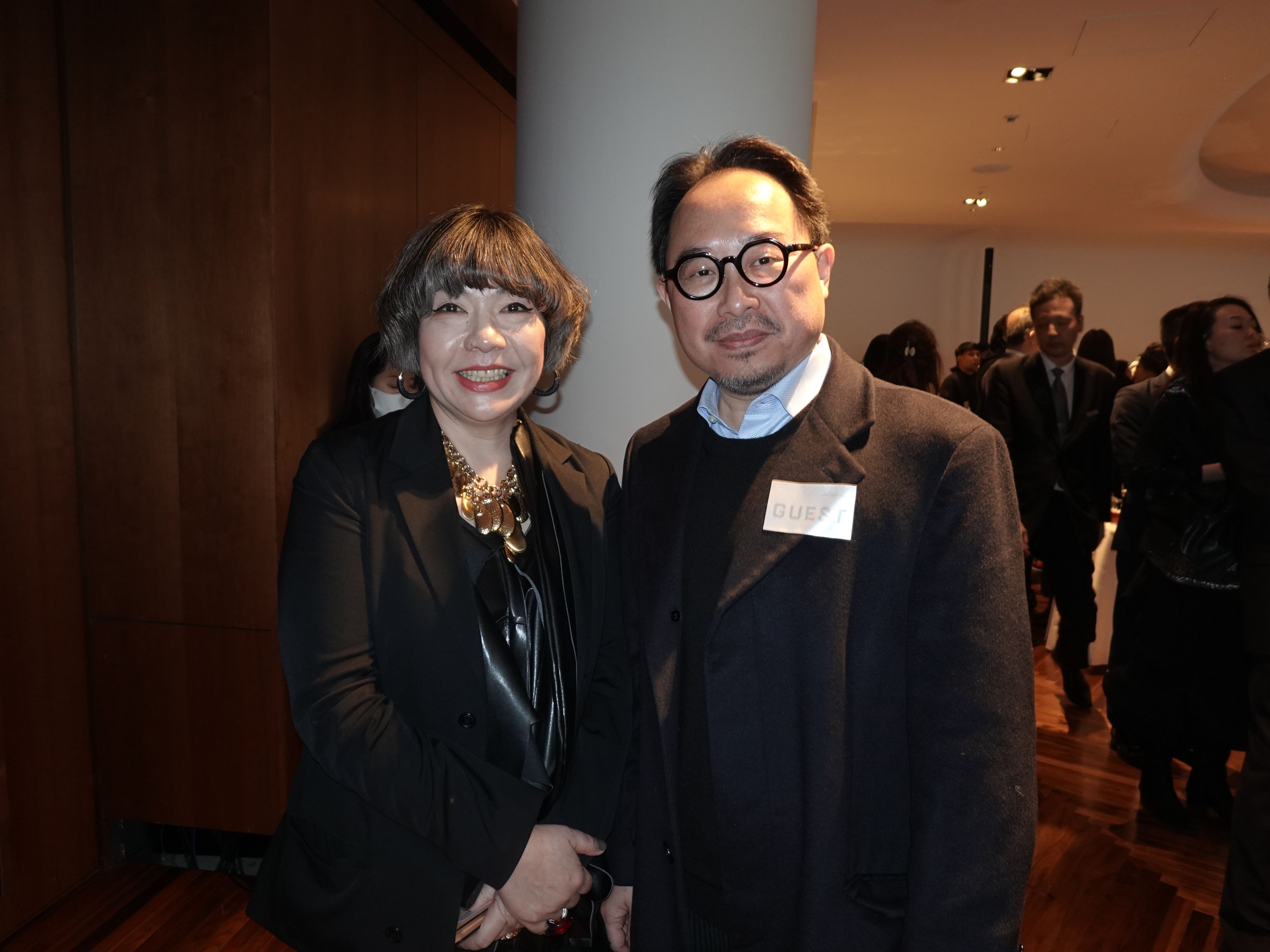 森美術館館長の片岡真実と台湾文化センターセンター長曾鈐龍氏が、今後の台湾と日本の芸術文化協力について意見を交わした