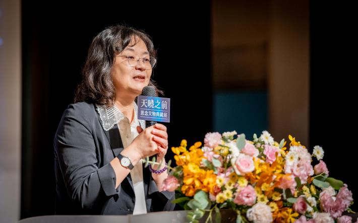 文化部常務次長徐宜君致詞時表示，典藏展能讓年輕世代了解臺灣自由民主的得來不易。