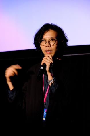 導演蘇奕瑄出席《青春並不溫柔》2月17日澳洲首映的映後問答，分享創作背景及拍片歷程。