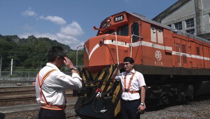 導演蕭菊貞以6年時間，完成臺灣首部以深度人文觀點保存鐵道文化的紀錄片《南方，寂寞鐵道》。（芝加哥亞洲躍動影展提供）