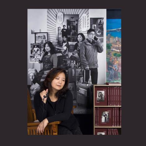「攝影家的玩美日常」座談講者之一攝影家汪曉青，以攝影反思母職及母子關係等議題，創作《母親如同創造者》系列作品，轉化生活狀態記錄為創作。