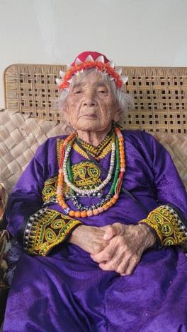 魯凱族手紋耆老柯梅花Thaulalui・Palribulungu於4月5日辭世，享嵩壽100歲。