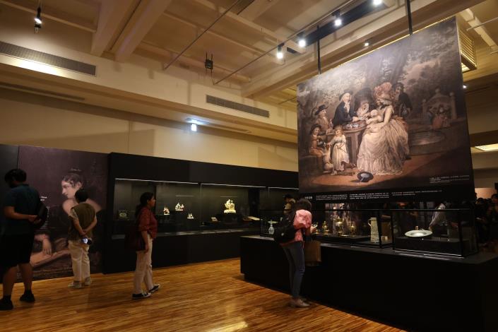 「捷克城堡與堡邸」特展以捷克知名之城堡建築藝術與人文、歷史為主題，帶領觀眾探索歐洲自中古世紀以來於城堡中所孕育獨特的藝術及文化意涵。