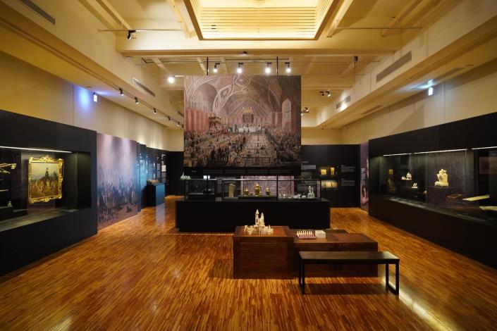 國立臺灣博物館與捷克國家博物館合作推出「捷克城堡與堡邸」特展，自明（13）日起至11月30日於臺博館本館1樓東展間展出。