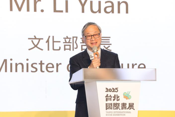 文化部長李遠表示，台北國際書展期間會每一天都來，甚至一天來兩次，希望透過各種新奇的方法，把市場推出去。