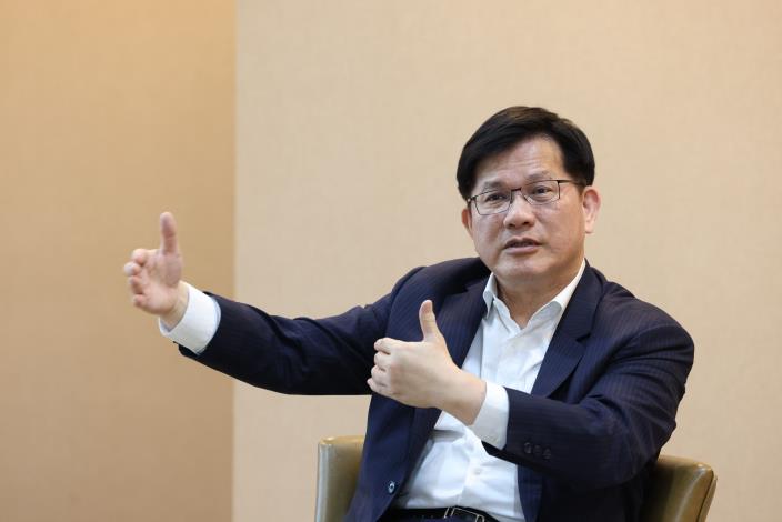 外交部長林佳龍堅信「文化及外交可以互補」，在總統賴清德強調的價值外交與外交、經濟日不落國等願景下，「文化是價值外交最重要的工作項目」。
