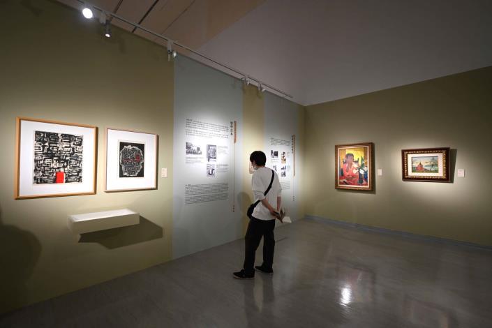 「廖修平90大展」展場一隅