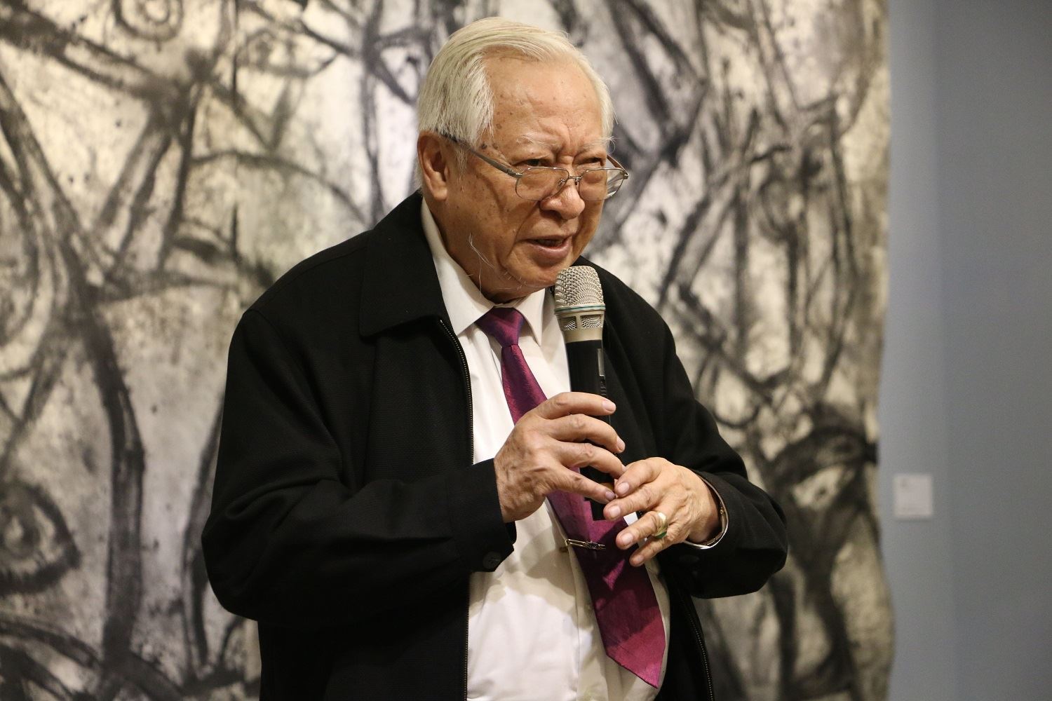 Renowned ink wash painter Au Ho-nien passed away at the age of 90