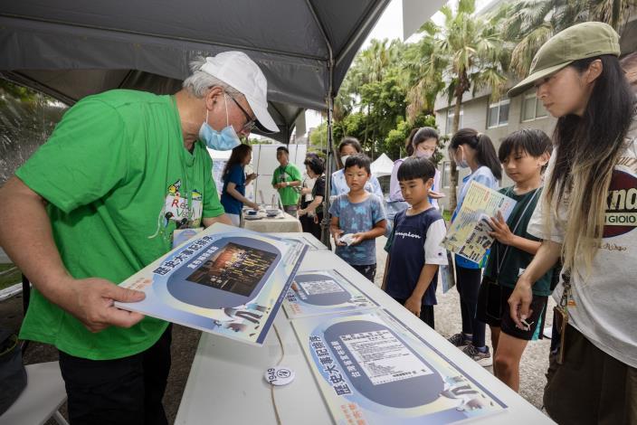 A human rights market is held on the White Terror Memorial Day