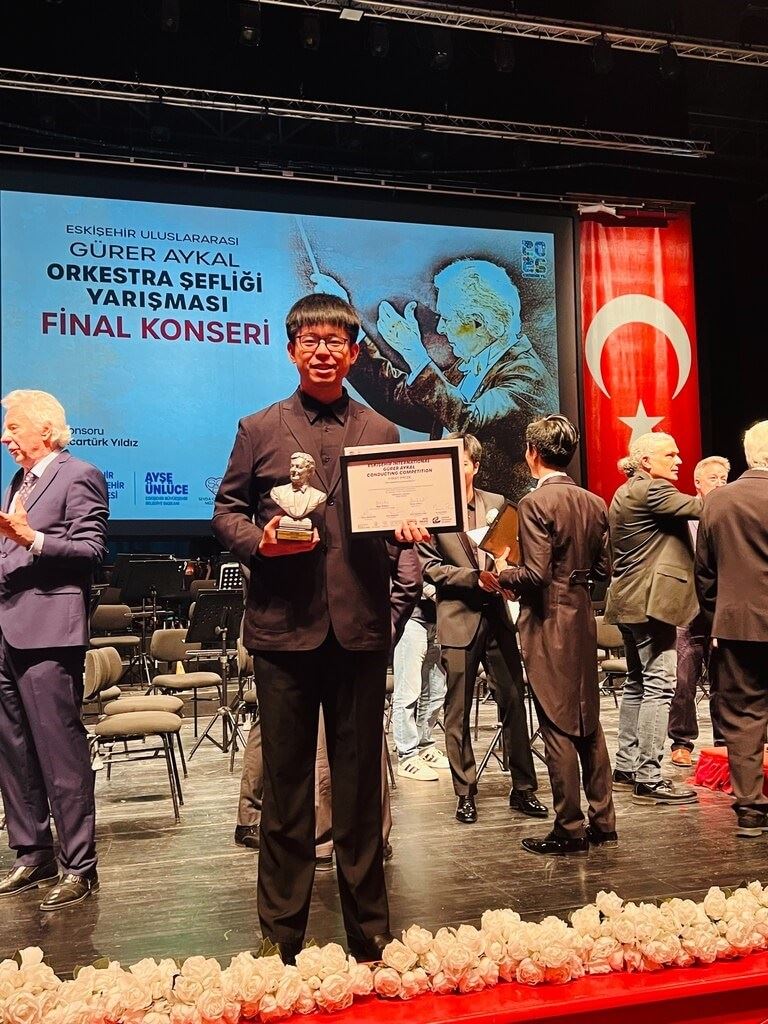 Taiwanese conductor earns international conducting honor in Turkey