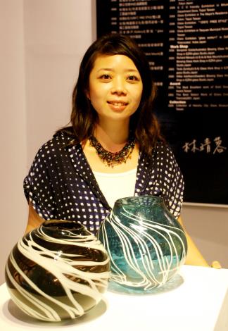 Glass Artist | Lynn Lin