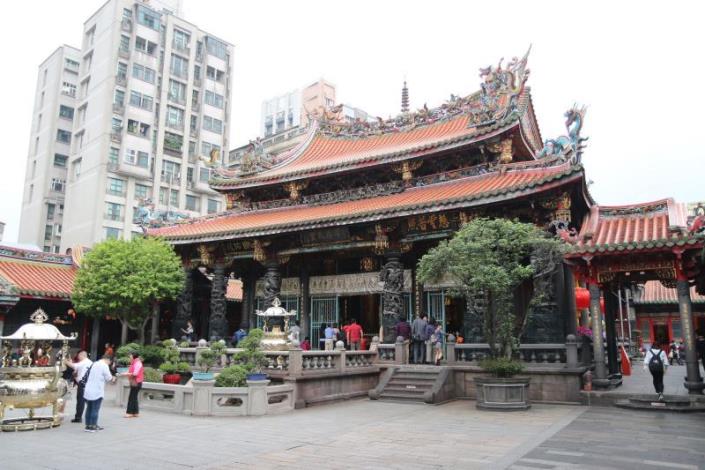 Cultural Infrastructure Series XXXIX Longshan Temple