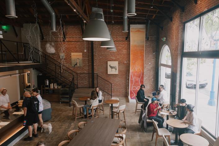 1 - The exhibition is located in an Art-Deco historic building which visitors can observe the art works from the street (Provided by LOUISA Coffee USA)