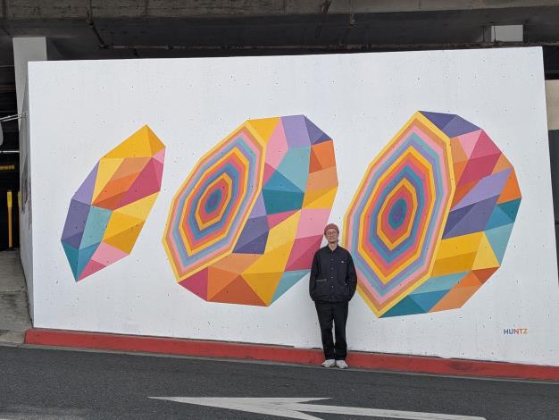 3-Huntz Liu's graffiti is inpired by his paper cut works at Terrace Theater Garage (Provided by Taiwan Academy in LA)
