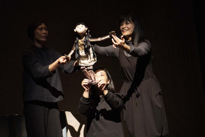 Le groupe de théâtre Flying à l’International Puppet Fringe Festival de New York