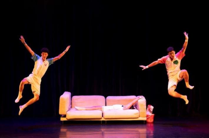 0471 Acro Physical Theatre