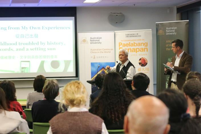 El escritor indígena taiwanés Paelabang Danapan fue invitado a una gira de charlas por Australia