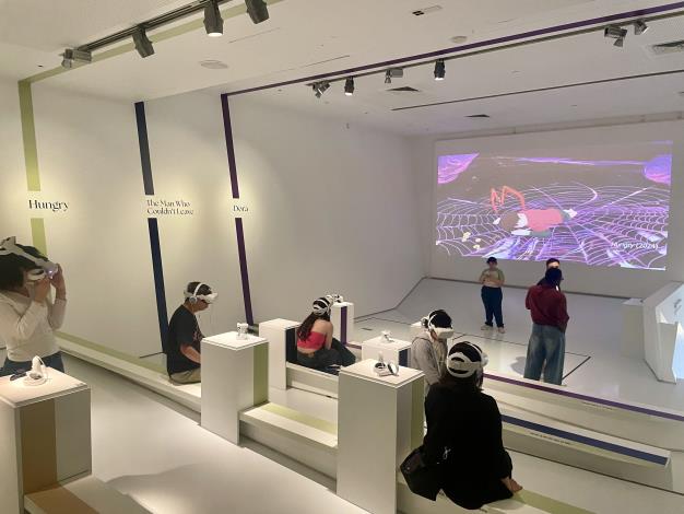 臺灣VR特展《Portals of Solitude Virtual Experiences from Taiwan》於紐約MoMI展出中。(紐文中心提供)