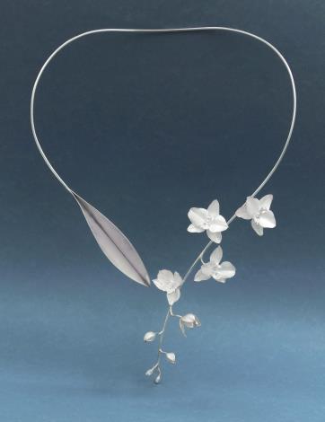 HUIYU CHIU - Statement Orchid Necklace no.1, Silver 925