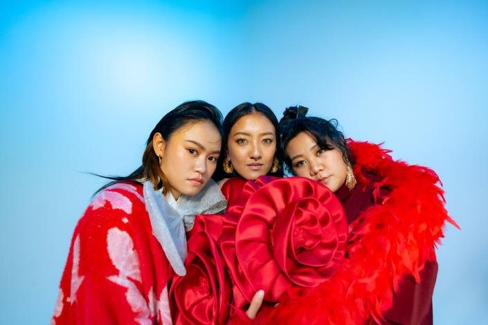 Nanguaq Girls_photo