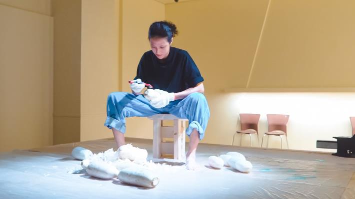 行為藝術工作坊-學員練習個人行為藝術作品-1