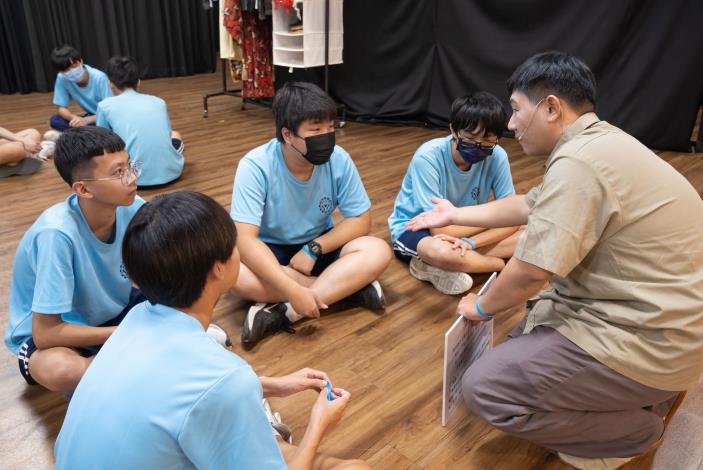 青少年「做劇場」體驗與欣賞