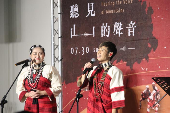 音樂詩人Teymu Ukah (德伊木巫卡)及美聲女伶Kumu Basaw(姑慕巴紹）代表演出