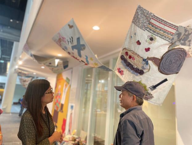 5_國立臺灣美術館館長陳貺怡與藝術創齡計畫主持人張仁吉共同討論藝術創齡的未來。圖片由國立臺灣美術館提供。