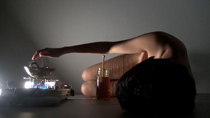 4. 林安琪，〈她可能來至__社〉影片截圖