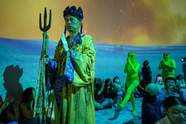 「虛迷山」開幕演出現場，國立臺灣美術館提供，攝影：ANPIS FOTO 王世邦