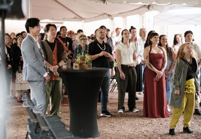 4_開幕盛況一景，圖片由美國當代原住民藝術博物館提供。