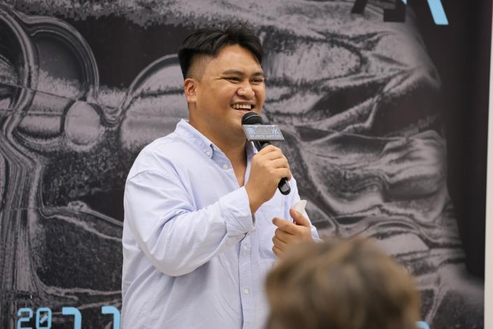 藝術家郭悅暘ljalje’elan patadalj致詞