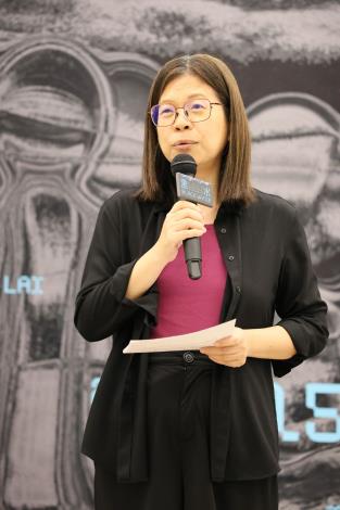 國美館長陳貺怡致詞