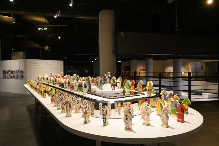 01島嶼拾色 感動馬國美特展_展間空景 (6)