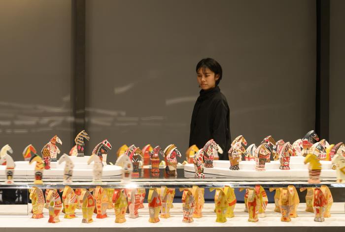 01島嶼拾色 感動馬國美特展_展間空景 (1)