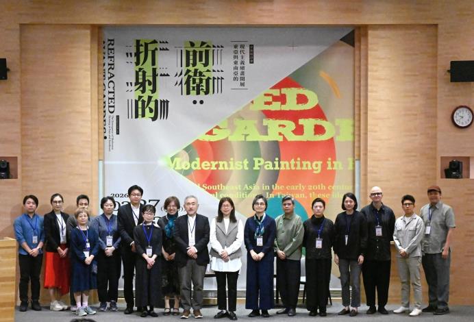 Group Photo of all Presenters and Scholars