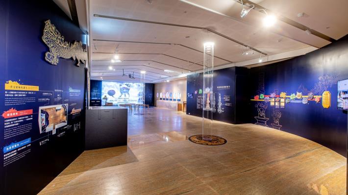 展場一隅｜【國寶蟠龍燭台】動畫暨多媒體展