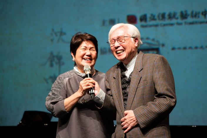 賴德和教授於去(113)年首度無償讓與著作財產權給傳藝新臺灣音樂館，致詞時與沈夫人一同感受這份精神，氣氛格外熱絡及溫馨。