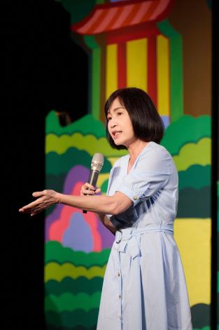 國立傳統藝術中心陳悅宜主任致詞，歡迎大朋友小朋友一同參與首屆「兒童布袋戲劇本創作推廣計畫」入選作品試演發表記者會