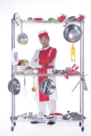 由歌仔戲演員陳振旺飾演的總舖師，107年《寶島辦桌》劇照