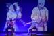 明日和合製作所《嘉慶君夢遊臺灣》藉由戲曲、錄像、文獻與當代劇場的多重語彙，重新想像嘉慶君這位帝王與時代的衝撞與共生(左起：郭員瑜、胡書綿)