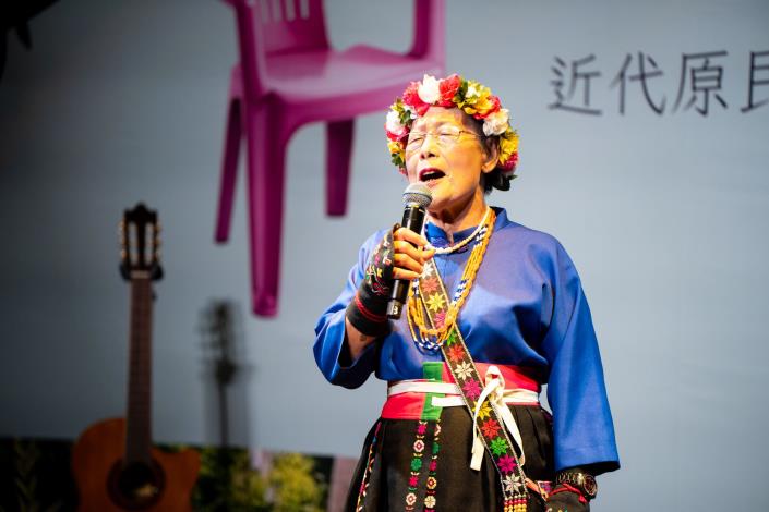 本系列活動演唱會歌手吳花枝演唱《懷念年祭》。