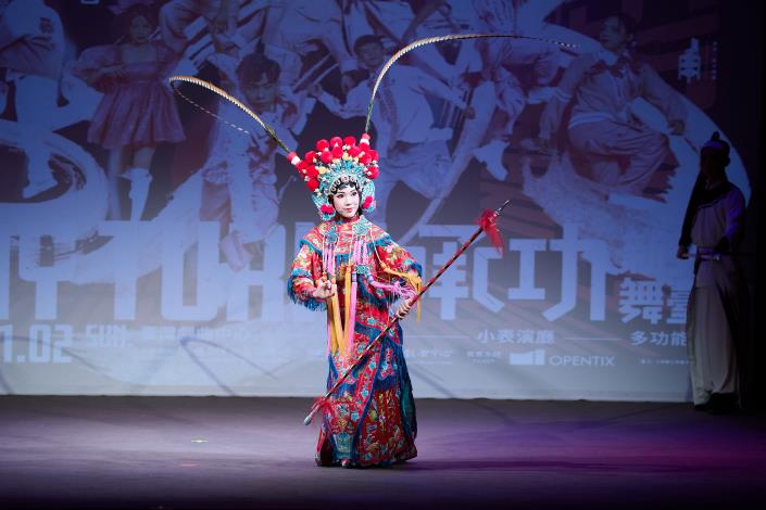 李靜芳歌仔戲團《穆桂英破洪州》新秀陳韻竹飾演穆桂英