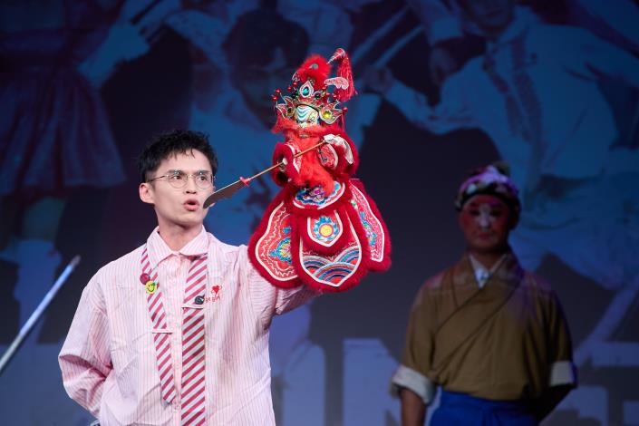 臺北木偶劇團《孝子復仇》新秀廖群瑋