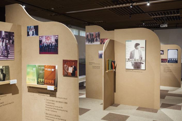 「《看見音樂 聽見畫》馬水龍逝世十周年紀念特展」共規劃七大主題，展出馬水龍珍貴文字、樂譜手稿及難得一見之生活照。