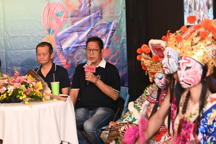 活動策展人蕭湧達分享將團陣容、特色與精彩看點。（國立傳統藝術中心提供）