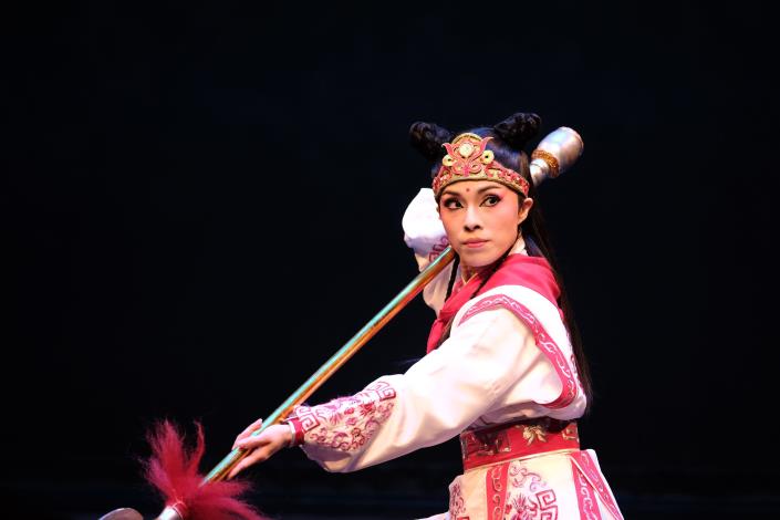 匯演-唐美雲歌仔戲團結業習藝生吳宜蓁 。