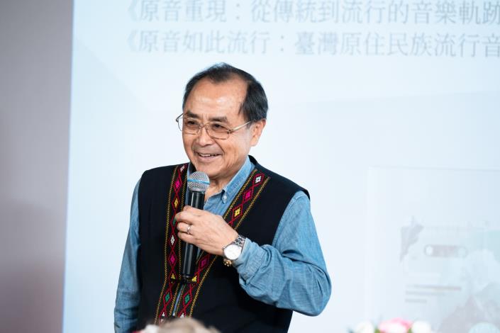 監察委員 浦忠成致詞。