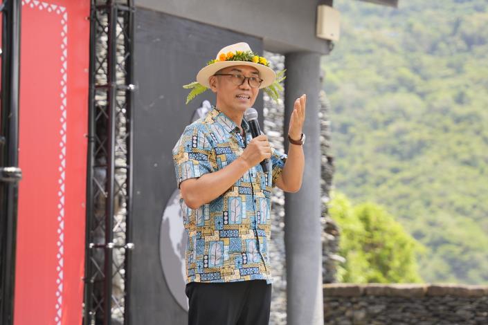 《原音如此流行－從山地歌謠到流行金曲》特展-屏東場今（8）日開幕，原發中心邱黃肇崇主任致詞。