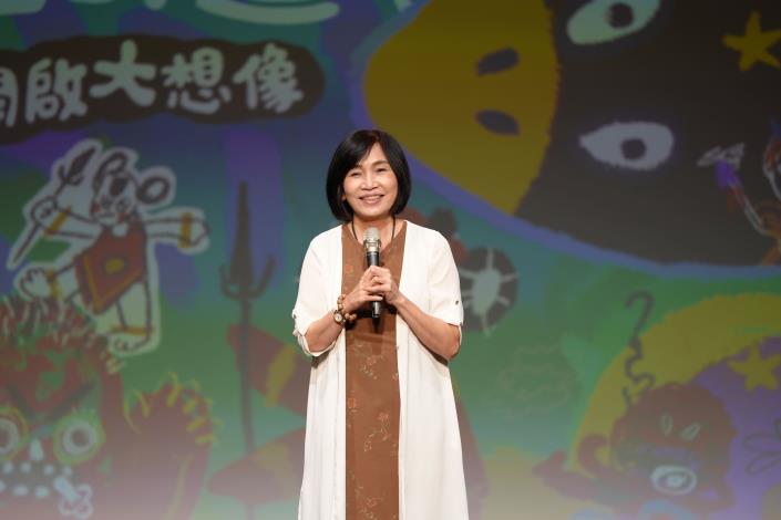 國立傳統藝術中心主任陳悅宜致詞